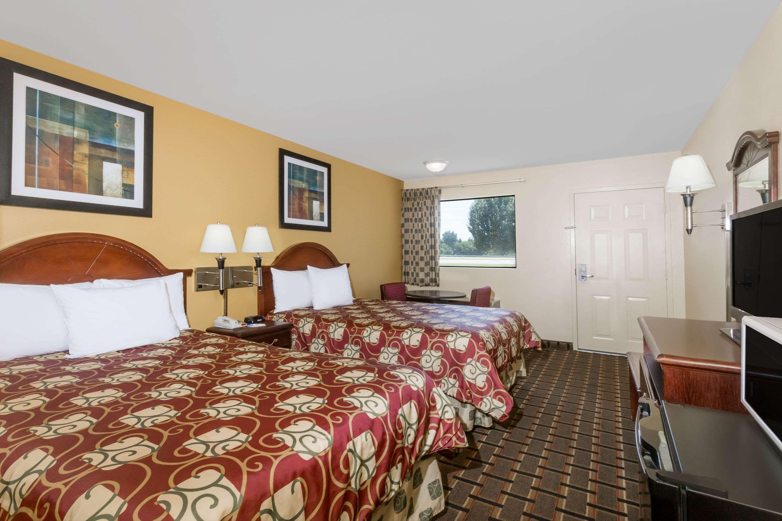 Days Inn Blakely Екстериор снимка